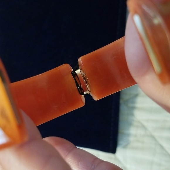 NWT H2Z Resin Hinged Bangle Bracelet with Crystals - Picture 13 of 13